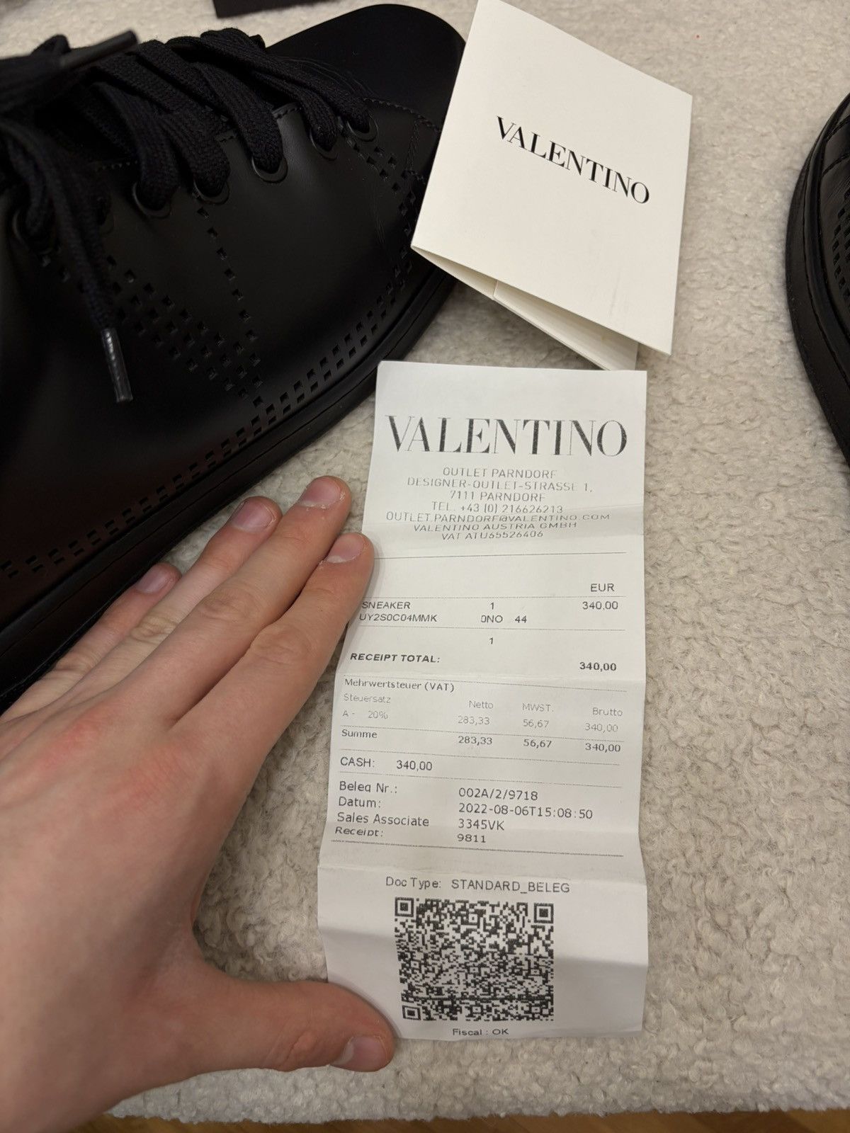 Valentino Valentino Men’s Sneakers Size US 11 / EU 44 - 13 Thumbnail