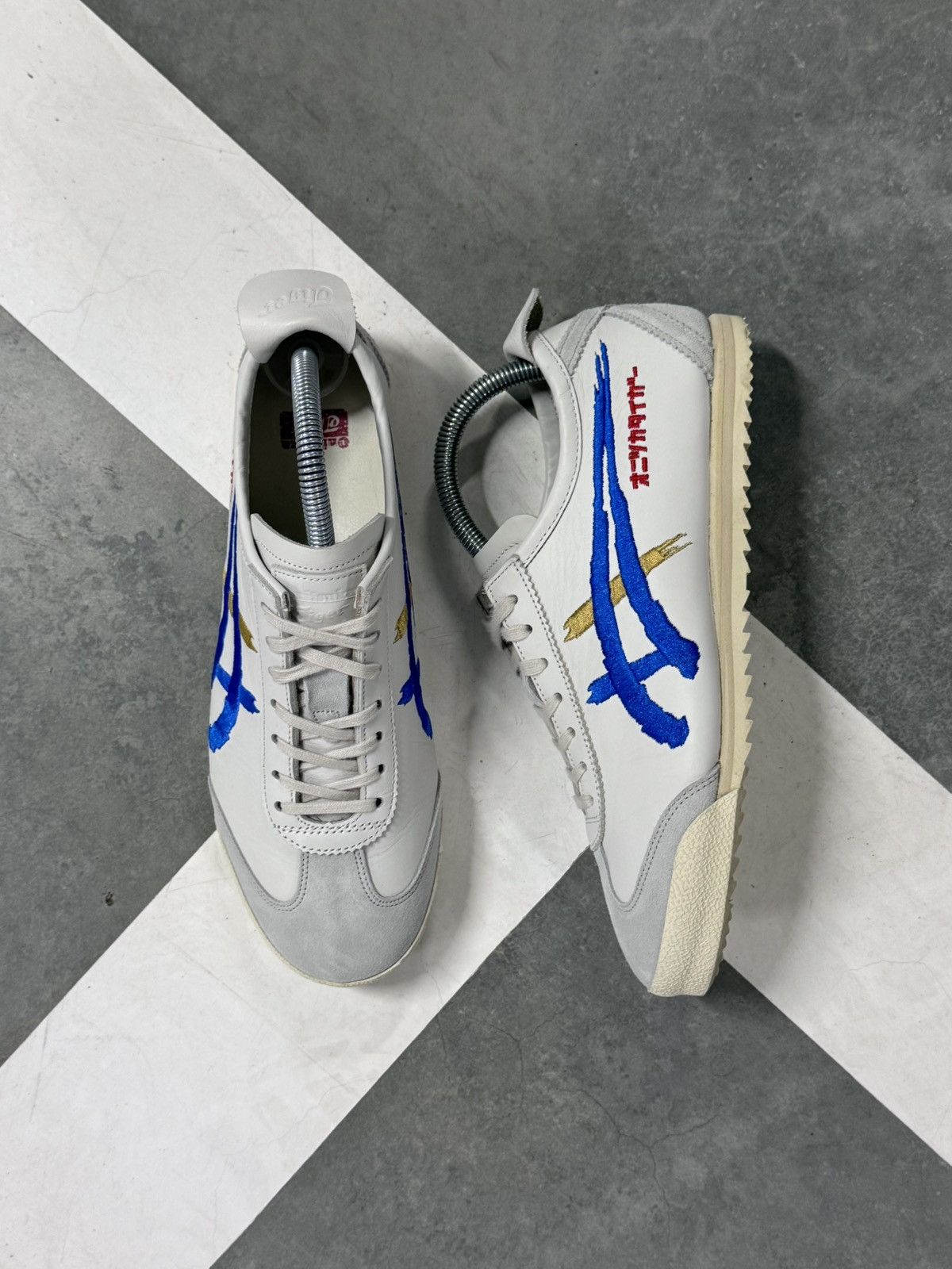 Asics ASICS Onitsuka Tiger Mexico 66 Deluxe Low-Top Sneakers Size US 8 / IT 38 - 1 Thumbnail