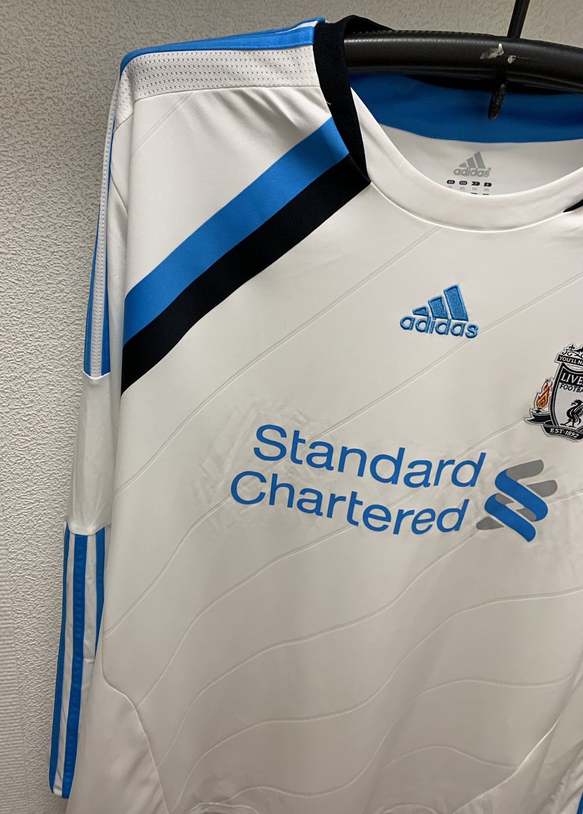 Adidas Liverpool adidas longsleeve vintage soccer jersey 2xl xxl ap Size US XXL / EU 58 / 5 - 5 Thumbnail