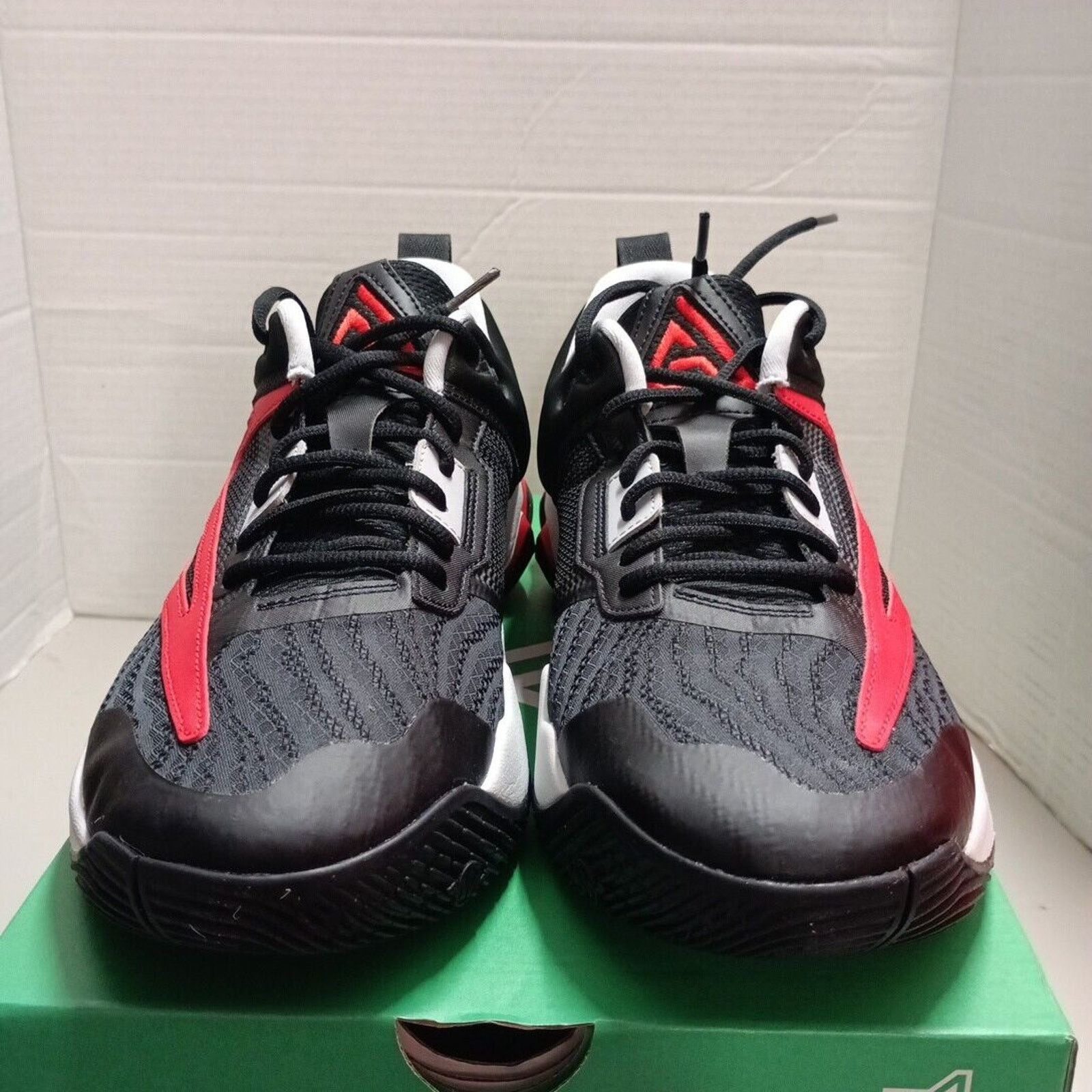 Nike Nike Giannis Immortality 3 Men's 10.5 Black University Red Size US 10.5 / EU 43-44 - 1 Thumbnail