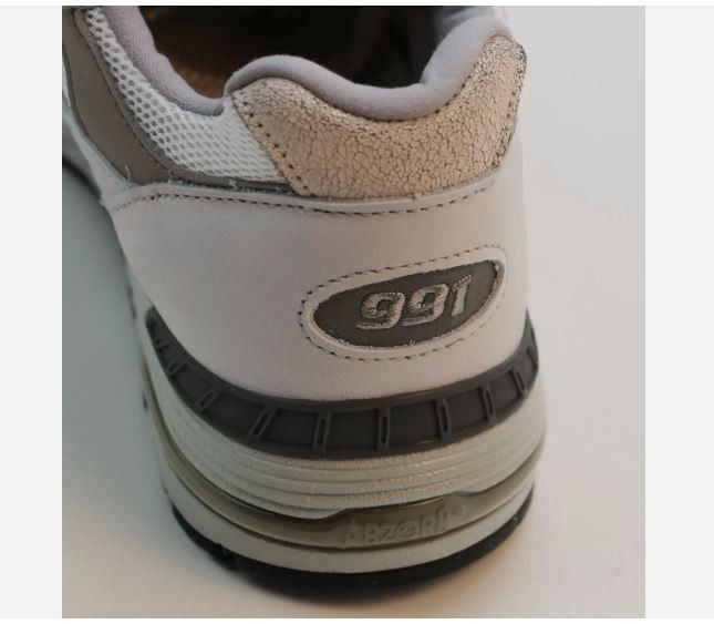 New Balance New Balance 991 Men's Shoes M991FLB Made in UK England Size US 10 / EU 43 - 12 Thumbnail