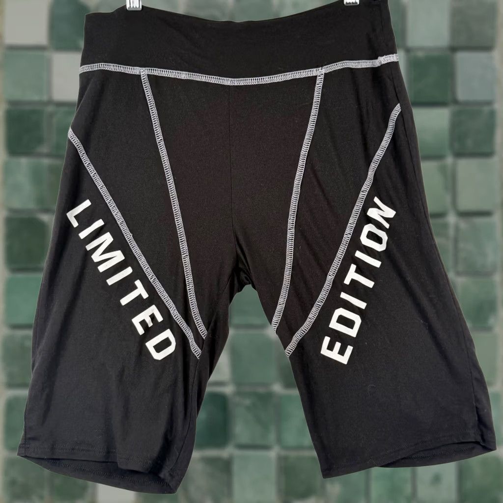 Fashion Nova VINTAGE Fashion Nova Womens XL Biker Shorts Black Graphic Limited Edition Streetwear Size 40" / US 18 - 1 Thumbnail