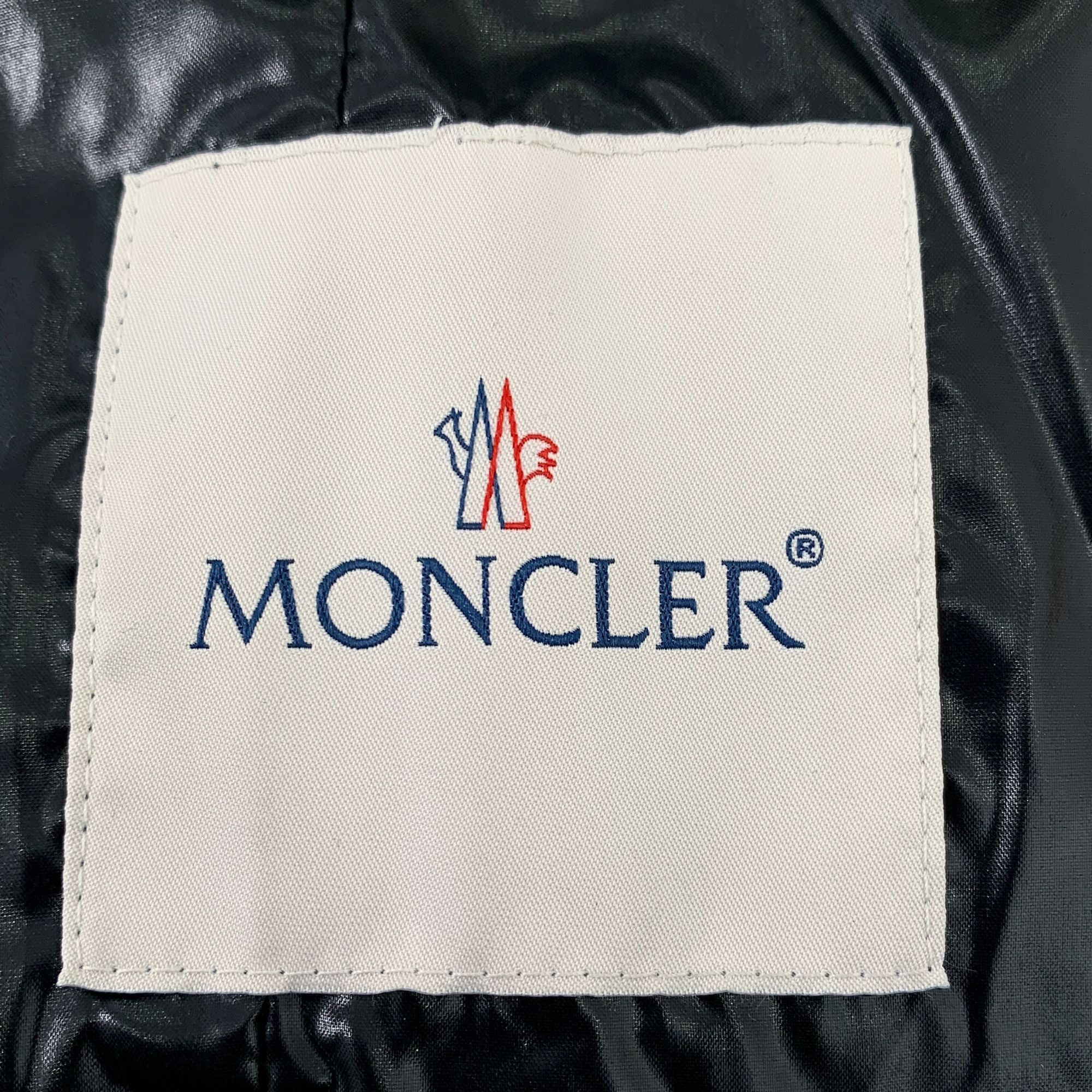Moncler Moncler Womens Akebia Hooded Down Jacket Meat Pink XS Size Q Size XS / US 0-2 / IT 36-38 - 2 Thumbnail