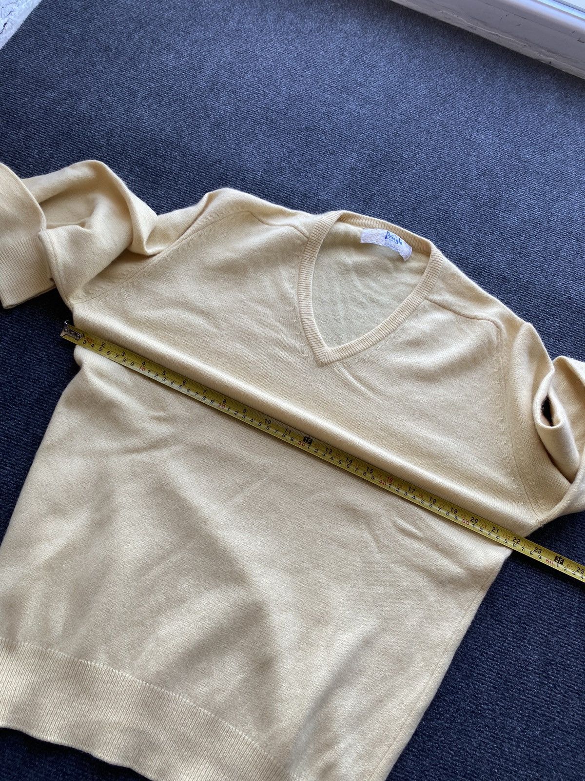 Pringle Of Scotland 🔥Pringle Scotland Cashmere Rare V neck sweater Size US L / EU 52-54 / 3 - 5 Thumbnail