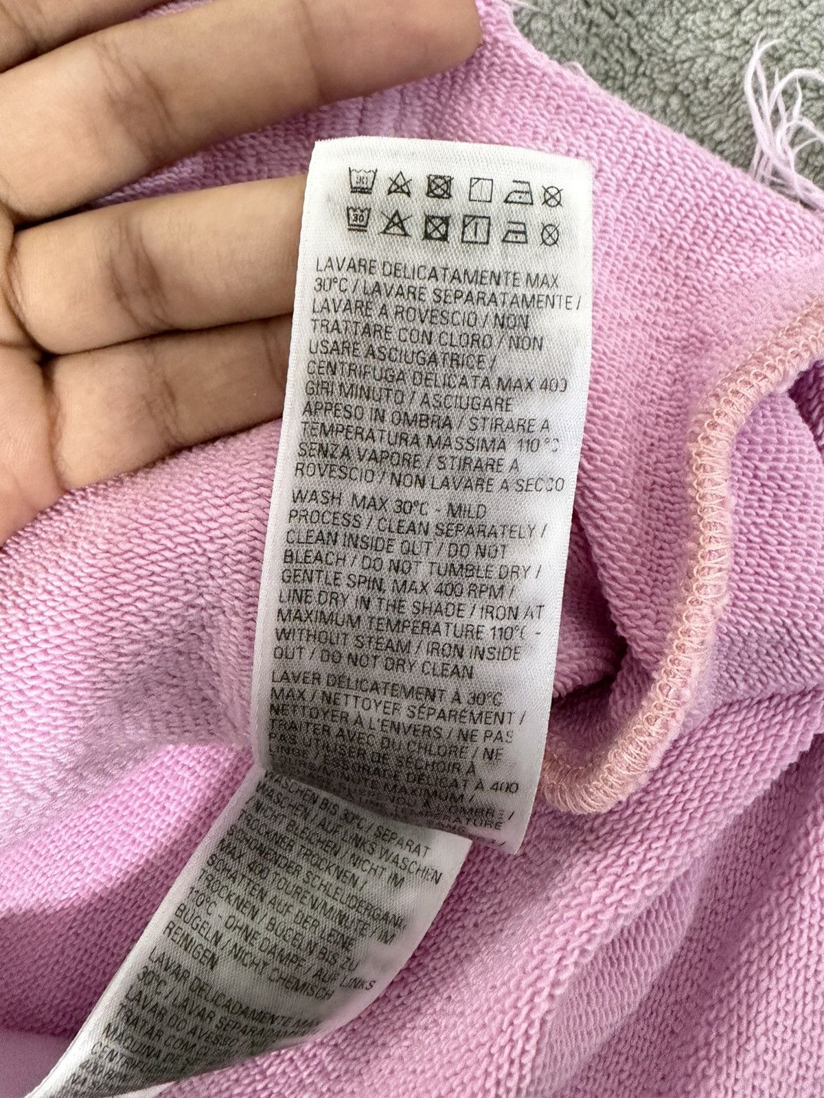 Balenciaga BALENCIAGA DISTRESSED PINK HOODIE Size US M / EU 48-50 / 2 - 3 Thumbnail