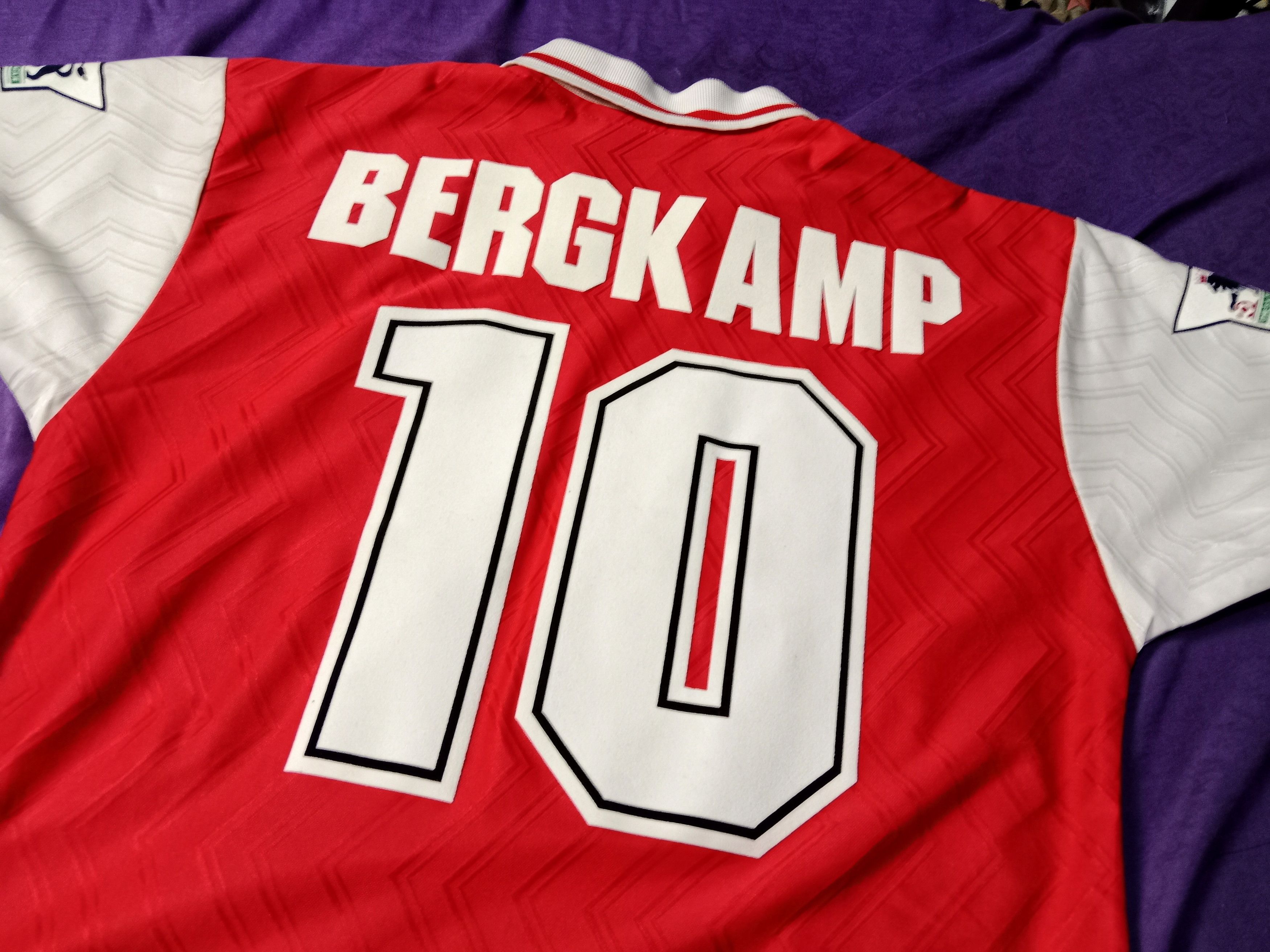 Nike Arsenal home 1996 (Bergkamp) Size US L / EU 52-54 / 3 - 11 Thumbnail