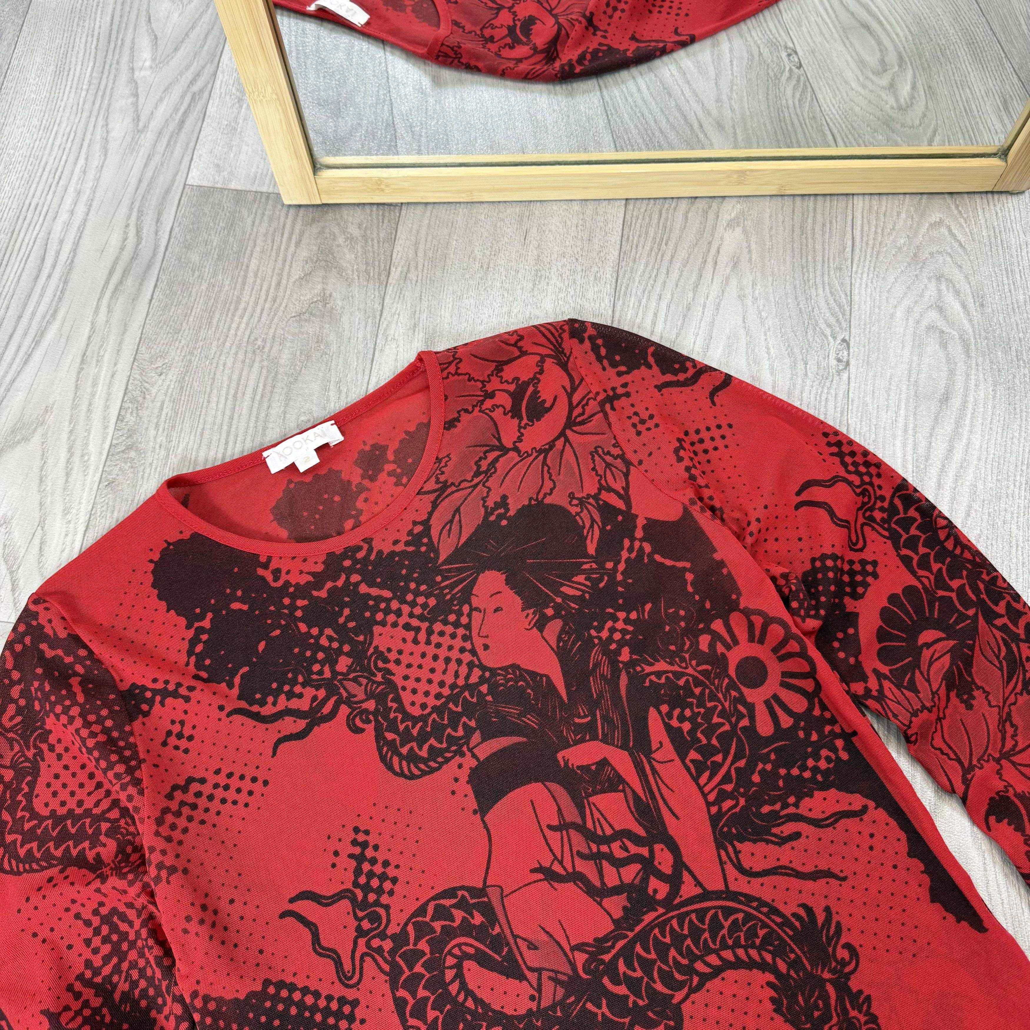 Japanese Brand Vintage Japanese Red Mesh 3/4 Graphic Blouse Top Size S / US 4 / IT 40 - 2 Thumbnail