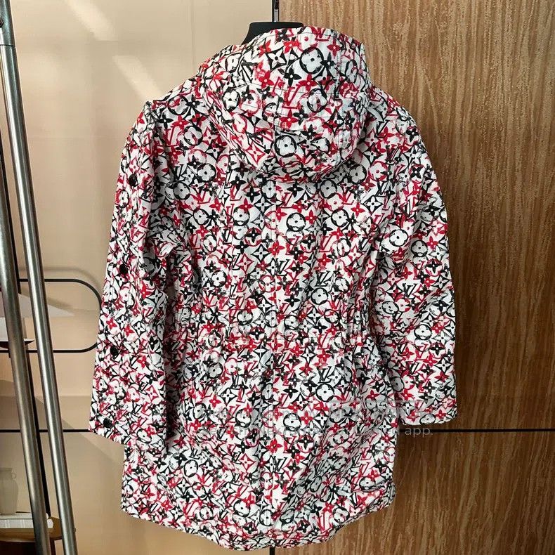 Louis Vuitton Louis Vuitton Windbreaker with colorful graffiti and presb Size XS / US 0-2 / IT 36-38 - 2 Thumbnail
