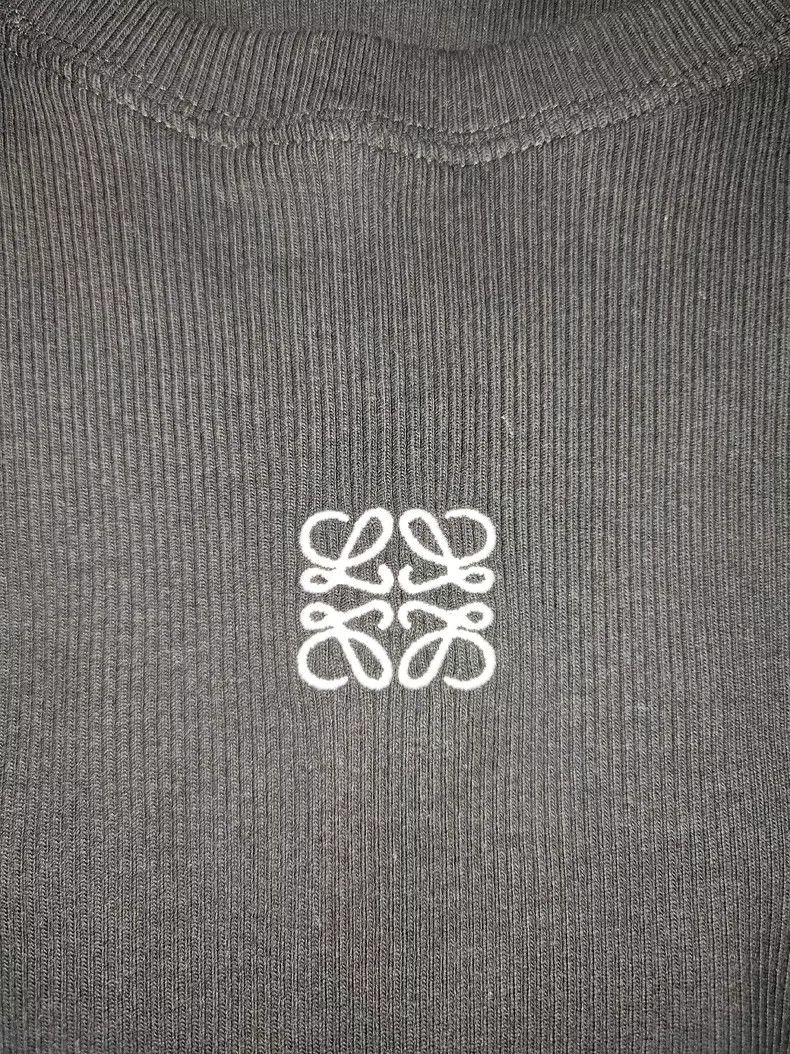 Loewe LOEWE Pure color loose round neck long sleeve T-shirt Size US M / EU 48-50 / 2 - 3 Thumbnail