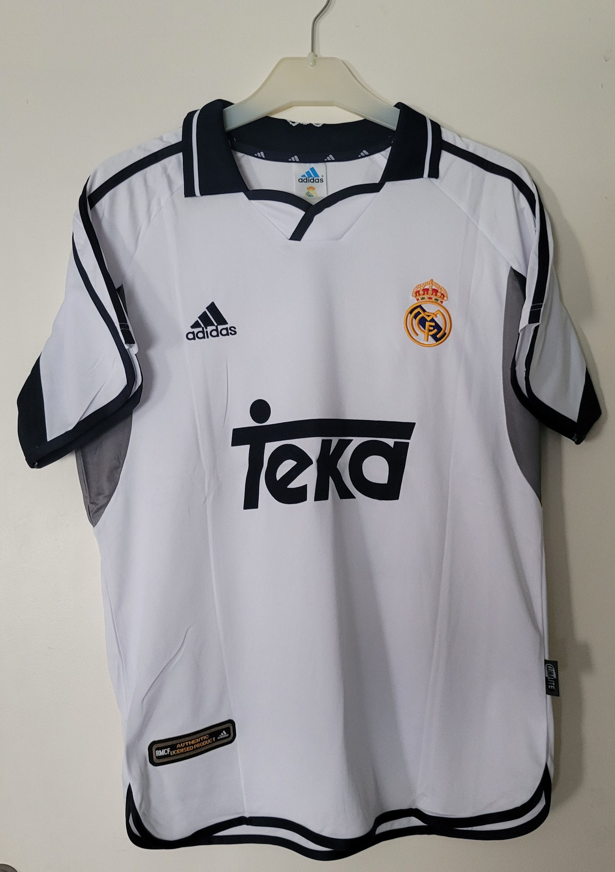 Other Real Madrid 2000/2001 Figo 10 Vintage Soccer Jersey Trikot Size US L / EU 52-54 / 3 - 3 Thumbnail