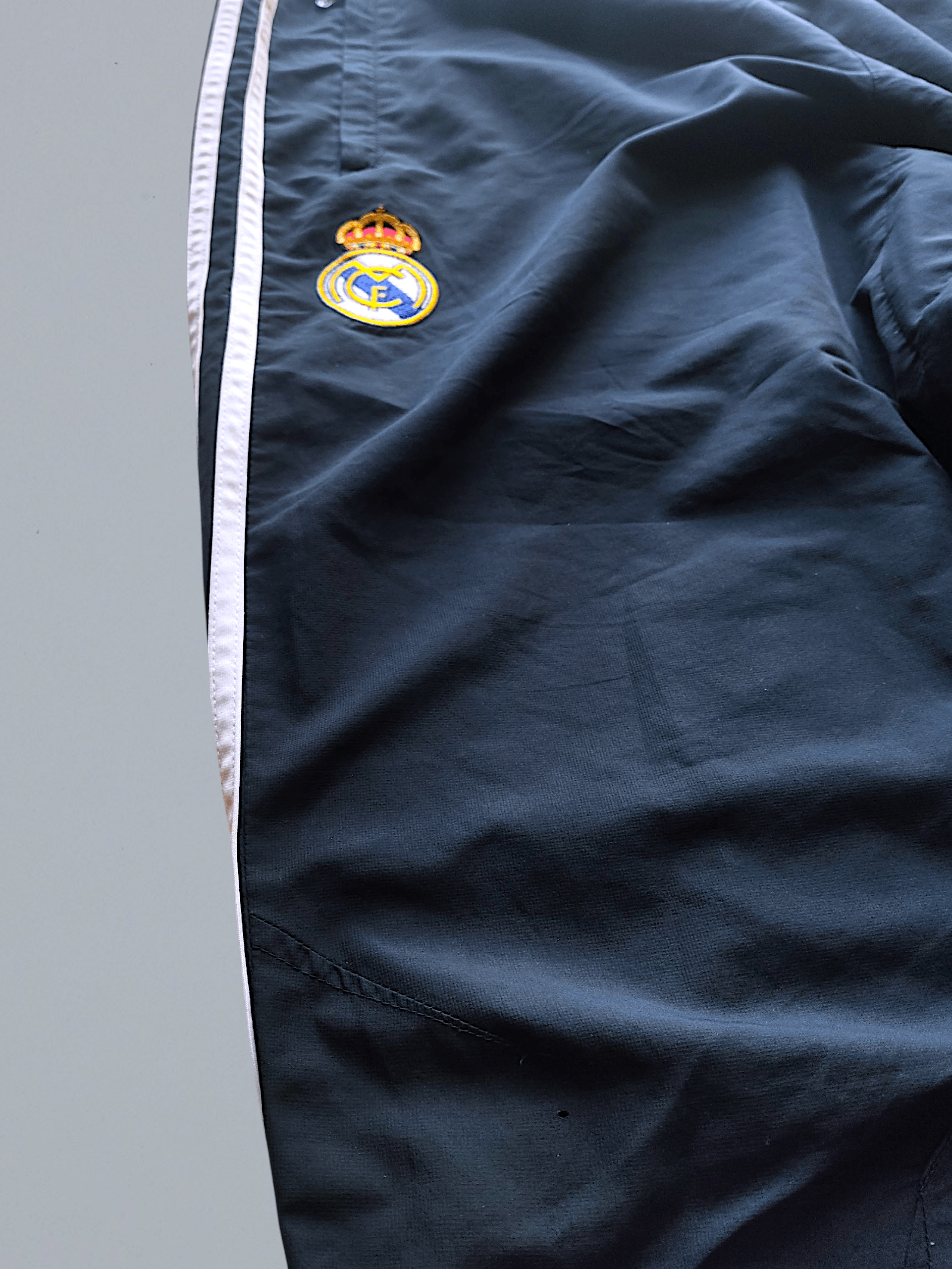 Adidas Vintage Real Madrid x adidas 2009/10 UCHL Tracksuit Men 2XL Size US XXL / EU 58 / 5 - 13 Thumbnail