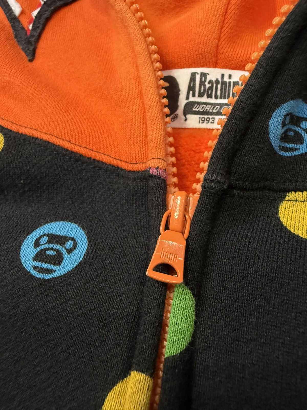 Vintage 90’s BATHING APE BAPE NEON WGM RARE SHARKY2K FULL ZIP HOODIE Size US M / EU 48-50 / 2 - 9 Thumbnail