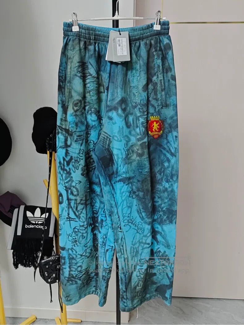 Balenciaga Balenciaga size XS Manchester United Graffiti Mud Dye Pant Size US 27 - 1 Thumbnail