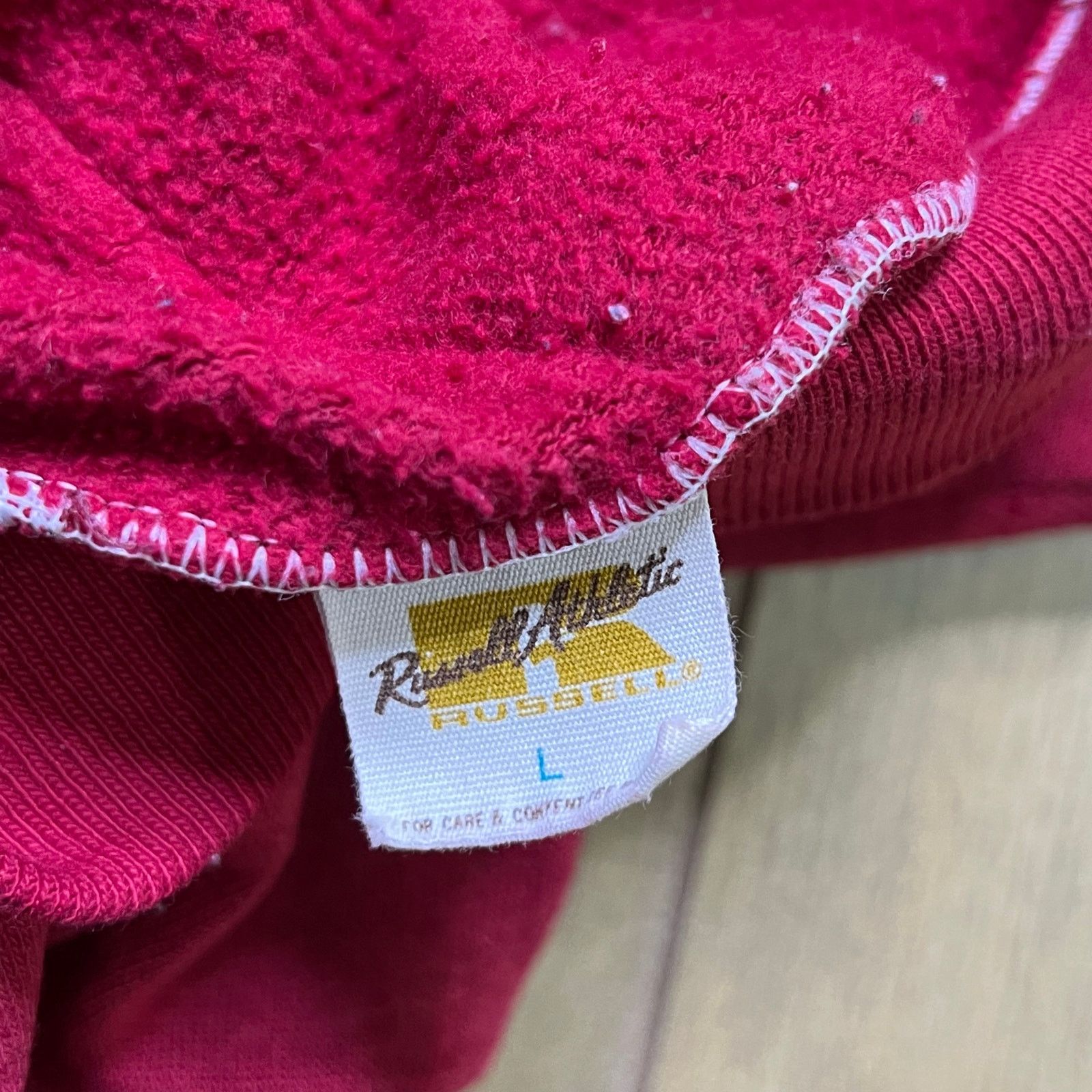 Russell Athletic Vintage 1970s Russell Athletic Hoodie Red USA Distressed L Size US L / EU 52-54 / 3 - 6 Thumbnail