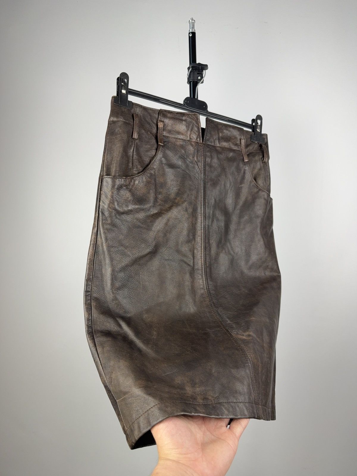 Leather Vintage 90s Retro Punk Rock Avant Garde Real Leather Skirt Size 28" / US 6 / IT 42 - 4 Thumbnail