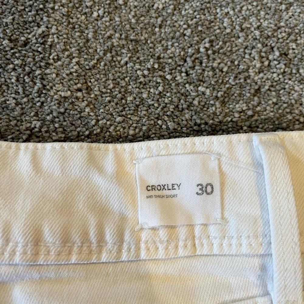 Designer Hudson Croxley thick short Size 30" / US 8 / IT 44 - 9 Thumbnail