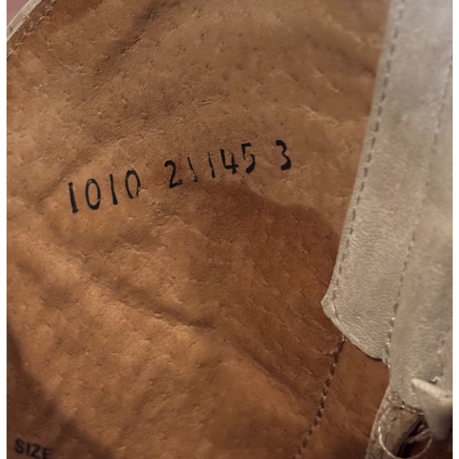 Other Aguila Real Ostrich Leather Cowboy Boots 10 Pointy Toe Cream Size US 10 / EU 43 - 13 Thumbnail