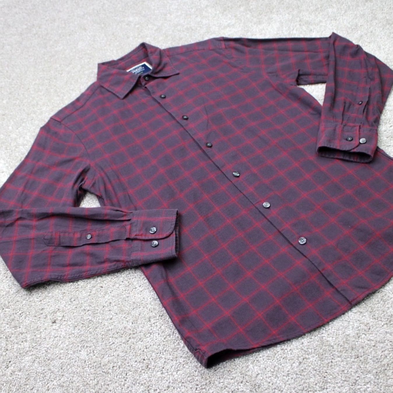 Charles Tyrwhitt Charles Tyrwhitt Shirt Mens Large Purple/Red Slim Fit Cotton/Lyocell Long Sleeve Button-Up Shirt Size US L / EU 52-54 / 3 - 5 Thumbnail