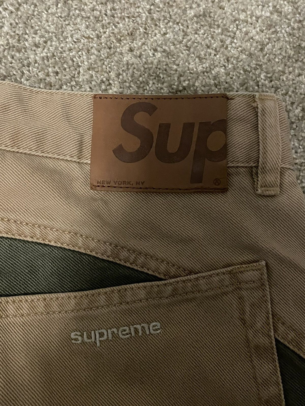 Supreme Supreme 2-tone paneled jean brown Size US 30 / EU 46 - 3 Thumbnail