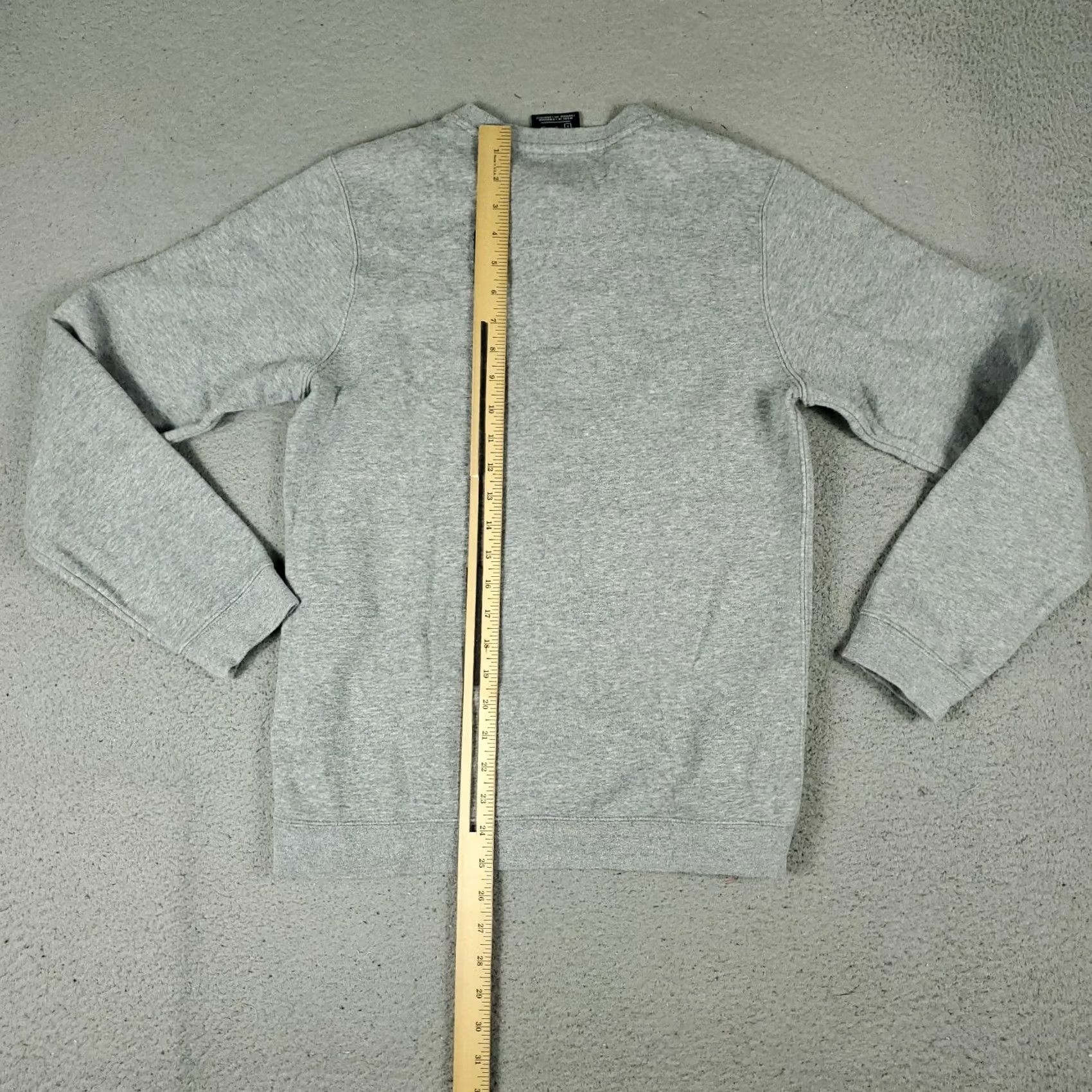 Nike Nike Sweater Mens Small Gray Swoosh Fleece Crew Pullover Sweatshirt Size US S / EU 44-46 / 1 - 3 Thumbnail