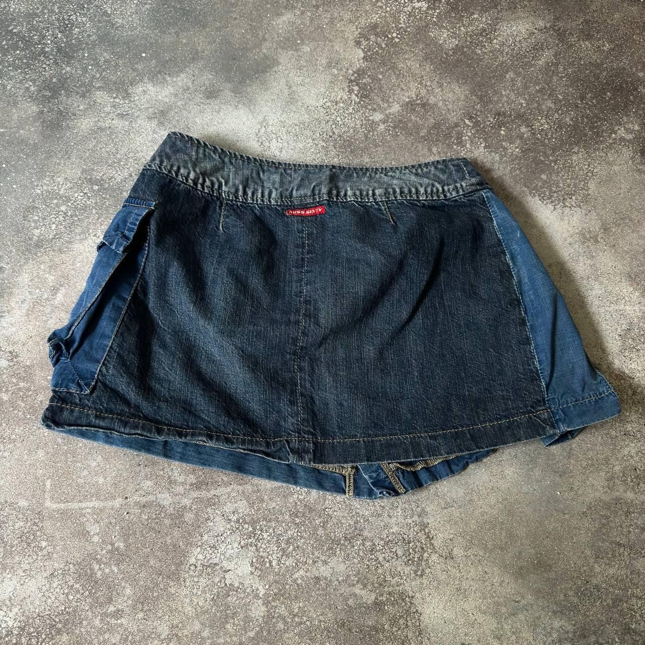 Japanese Brand × Miss Sixty × Vintage Y2K Miss Sixty Vintage Asymmetric Washed Denim Mini Skirt Size 28" / US 6 / IT 42 - 6 Thumbnail