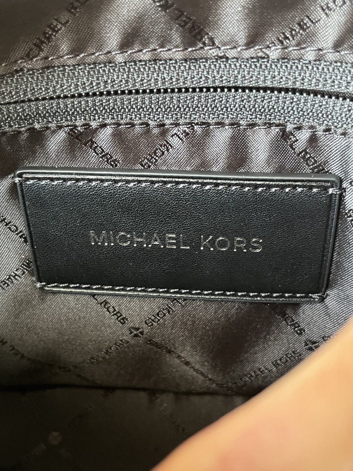 Michael Kors Michael Kors Cooper Utility Xbody Size ONE SIZE - 13 Thumbnail