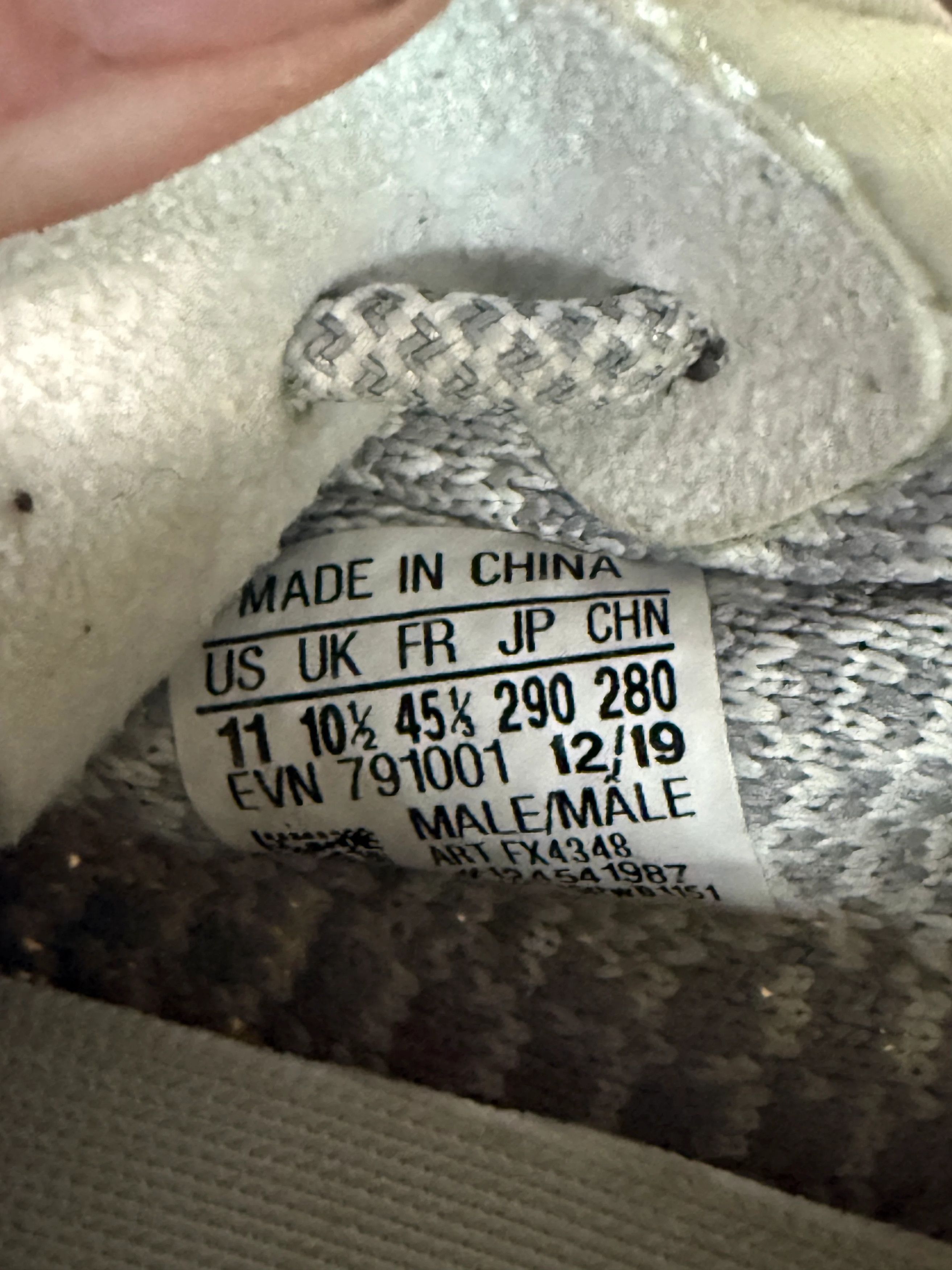 Yeezy Adidas Yeezy Boost 350 V2 "Yeshaya" **PRE-OWNED** - Size 11 Size US 11 / EU 44 - 6 Thumbnail