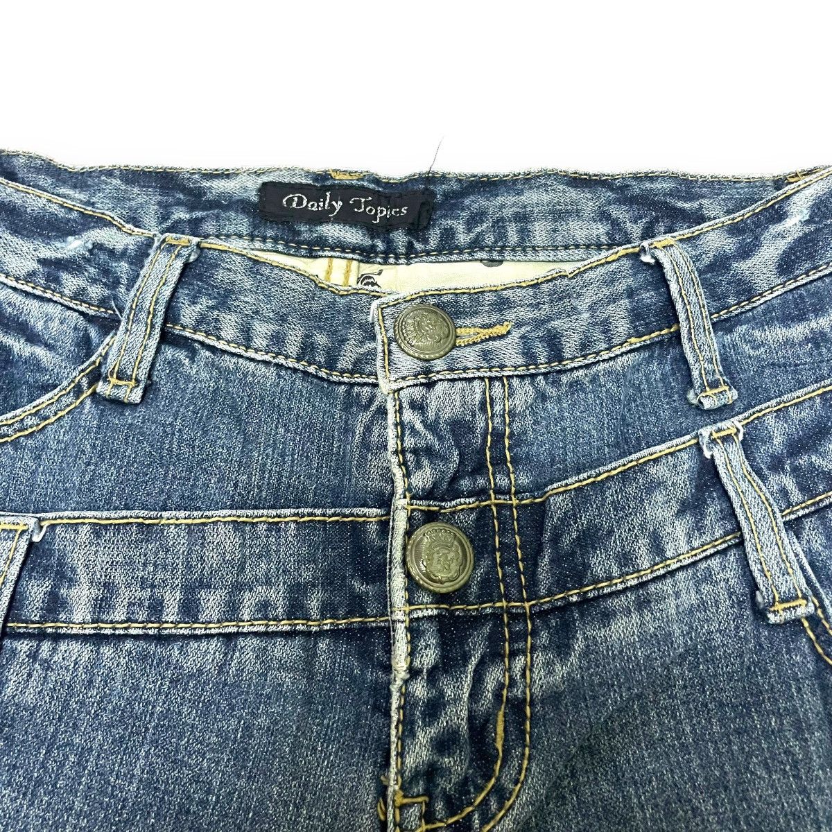 20471120 × Beauty Beast × Japanese Brand 🇯🇵☠️ DAILY TOPICS DOUBLE WAIST SKULL DENIM PANTS Size US 30 / EU 46 - 6 Thumbnail