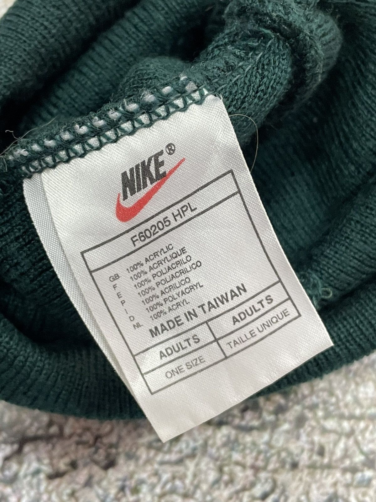 Nike Vintage Nike Center Swoosh Beanie Hat Size ONE SIZE - 6 Thumbnail