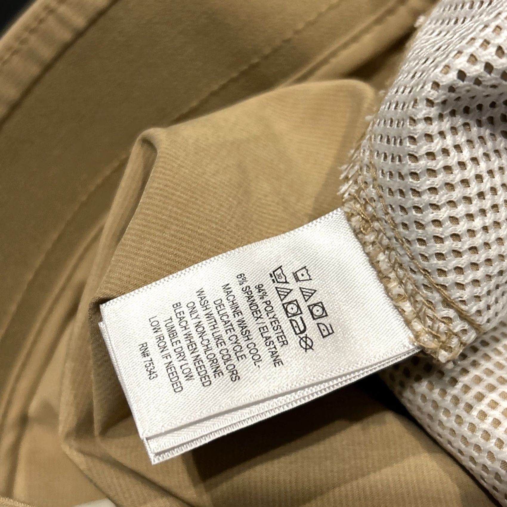 Vintage Rorie Whelan Men’s Golf Shorts 34 Waist Polyester Blend Beige Flat Front 9 Inseam Chino Lightweight Casual Golf Mens Size US 34 / EU 50 - 3 Thumbnail
