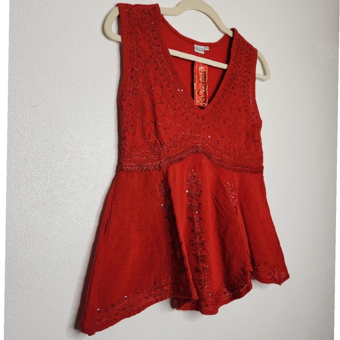 Venus VINTAGE Venus Imports S/M Red Tank Top Asymmetrical Hem Beaded Sequence NWT Womens Tank S/M Red Venus Imports 90s Y2K Modern Vintage Style Size S / US 4 / IT 40 - 2 Thumbnail