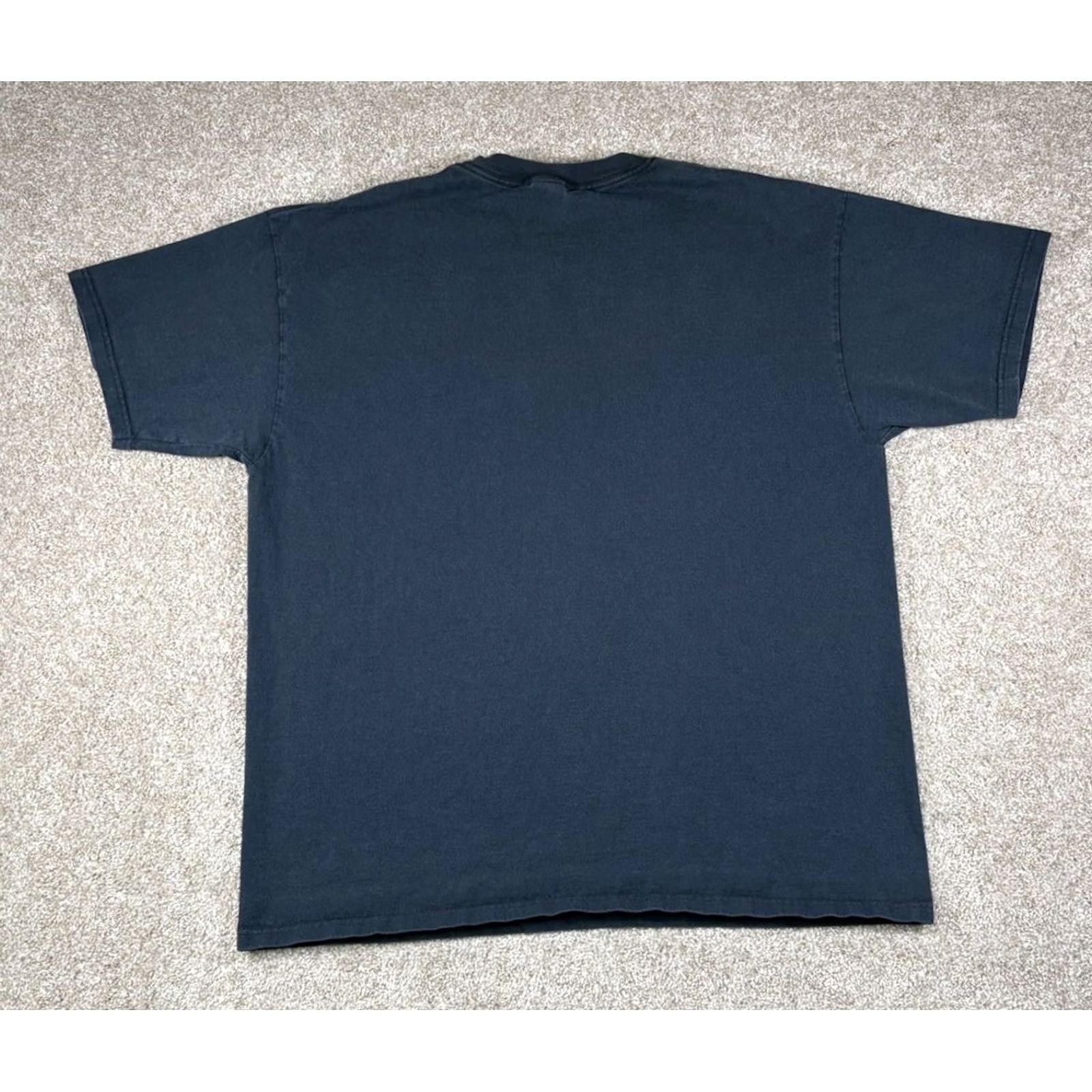 Anvil VTG 2004 A Perfect Circle Rock Band Black Graphic T-Shirt XL Adult Men Short Sleeve Crew Neck Cotton Anvil Brand Size US XL / EU 56 / 4 - 4 Thumbnail