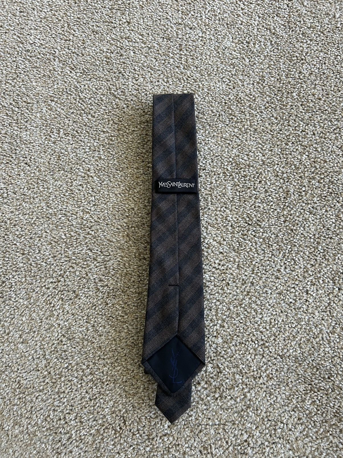 Yves Saint Laurent Unworn Yves Saint Laurent Tie Size ONE SIZE - 1 Thumbnail