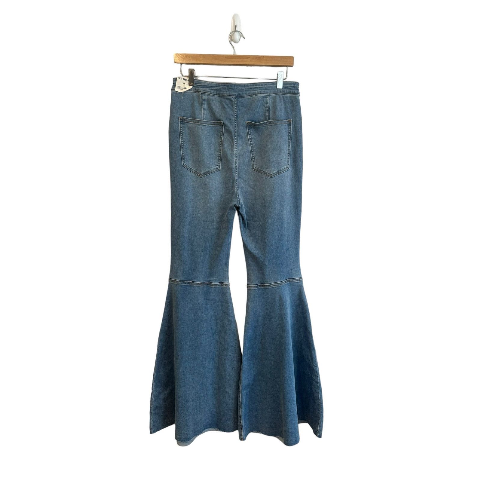 Free People We The Free Just Float on Flare High Rise Size 31 Size 31" - 5 Thumbnail