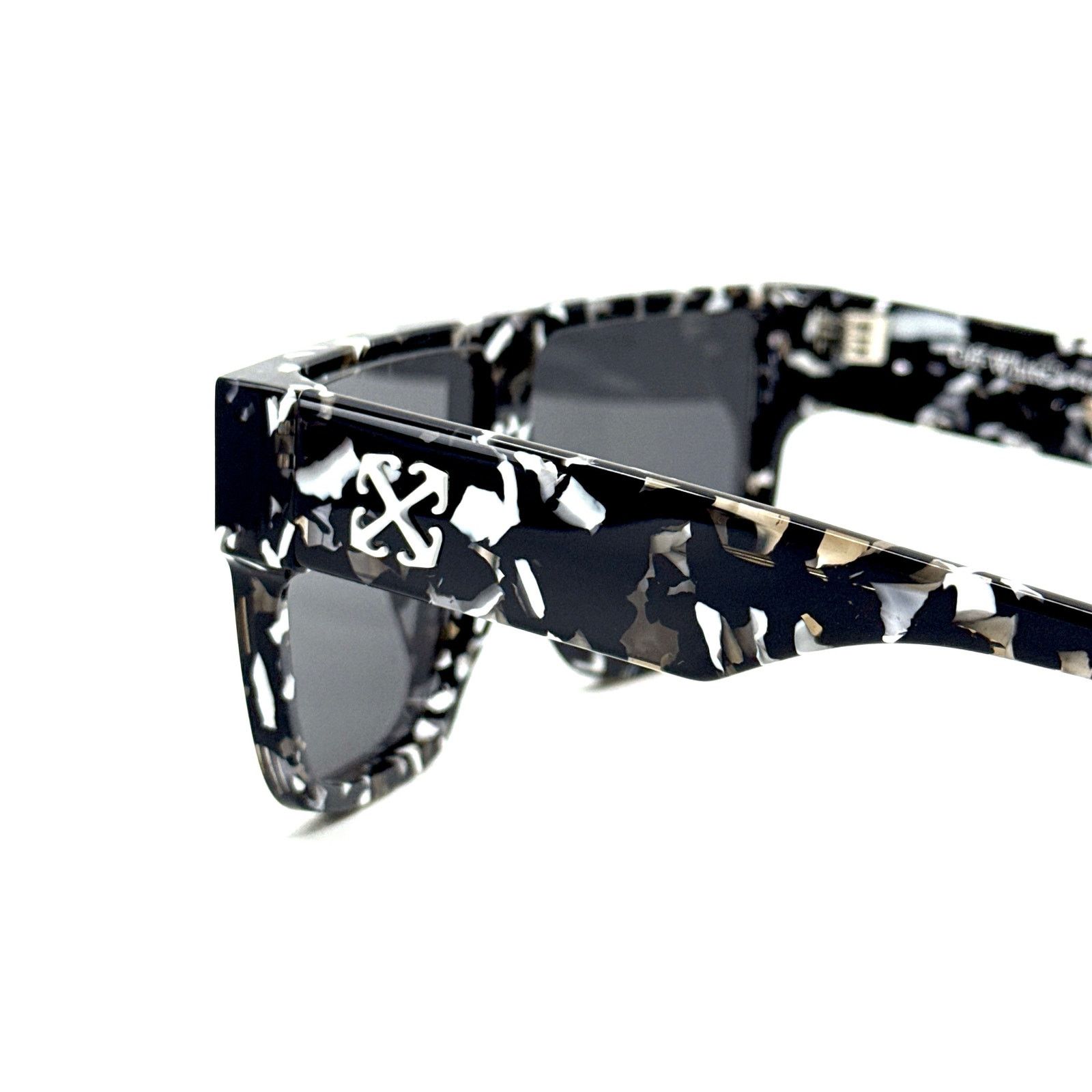 Off-White New, OFF-WHITE Sunglasses Syracuse OERI13J 1207 Authentic Size ONE SIZE - 9 Thumbnail