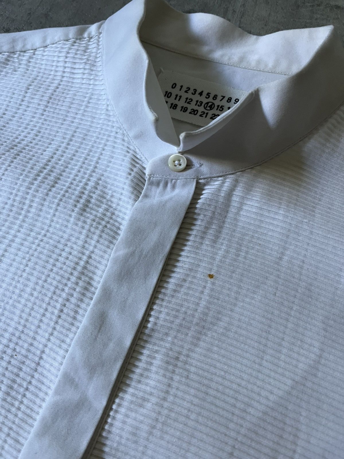 Maison Margiela Maison Margiela Replica Smoking Shirt Italy white rare Size US M / EU 48-50 / 2 - 6 Thumbnail