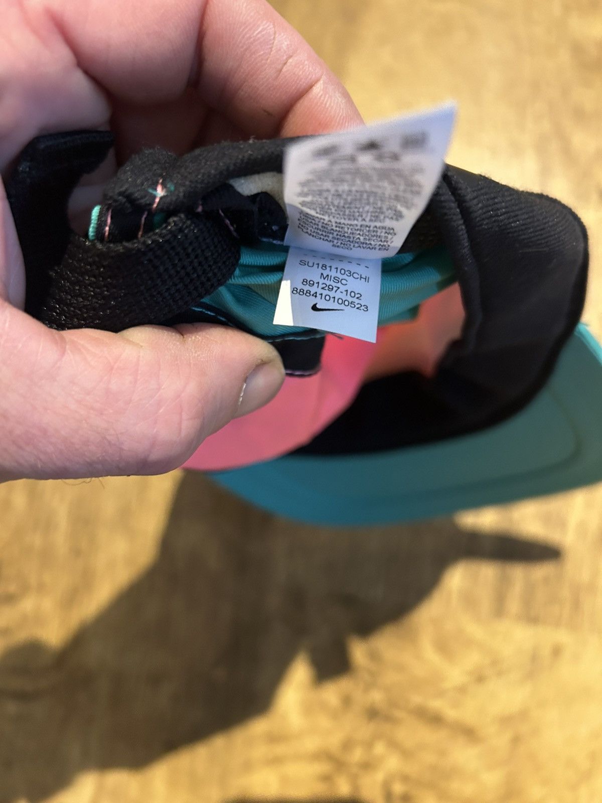 Nike Nike Air Max AW84 “Watermelon” 5-Panel cap - RARE Size ONE SIZE - 14 Thumbnail