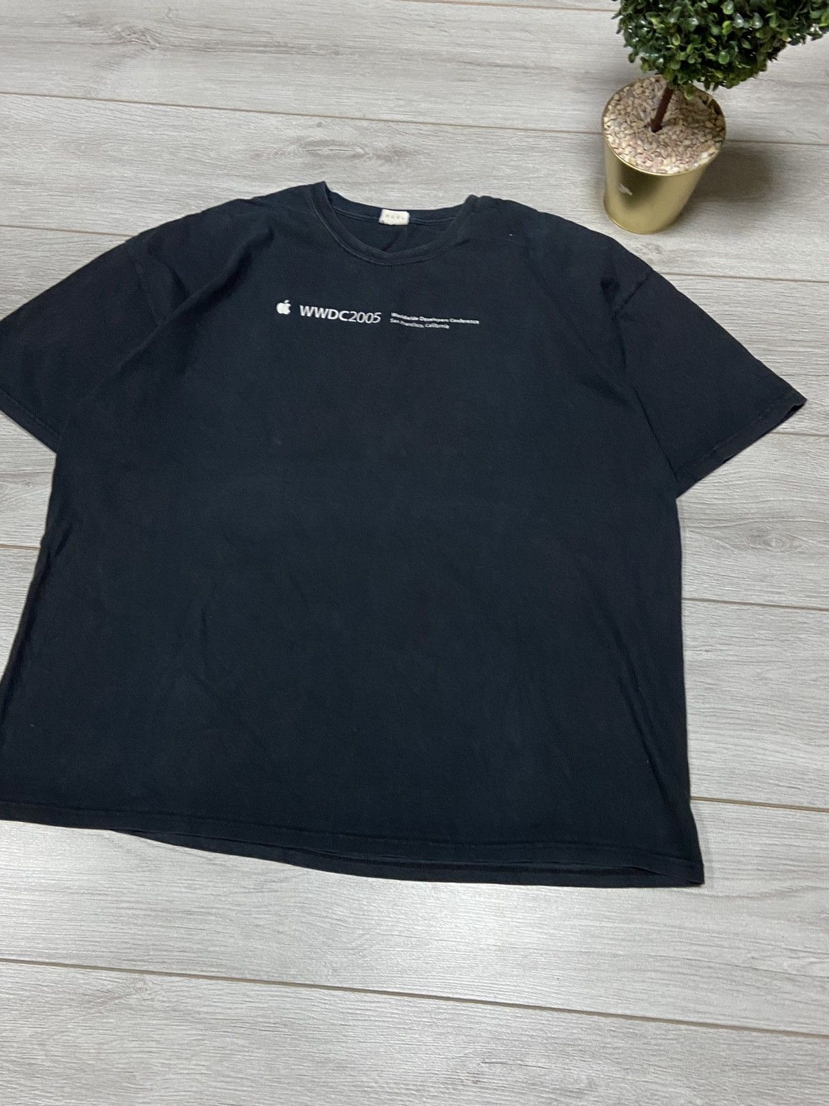 Apple Apple X WWDC 2005 HANES vintage USA t-shirt Size US XXL / EU 58 / 5 - 3 Thumbnail
