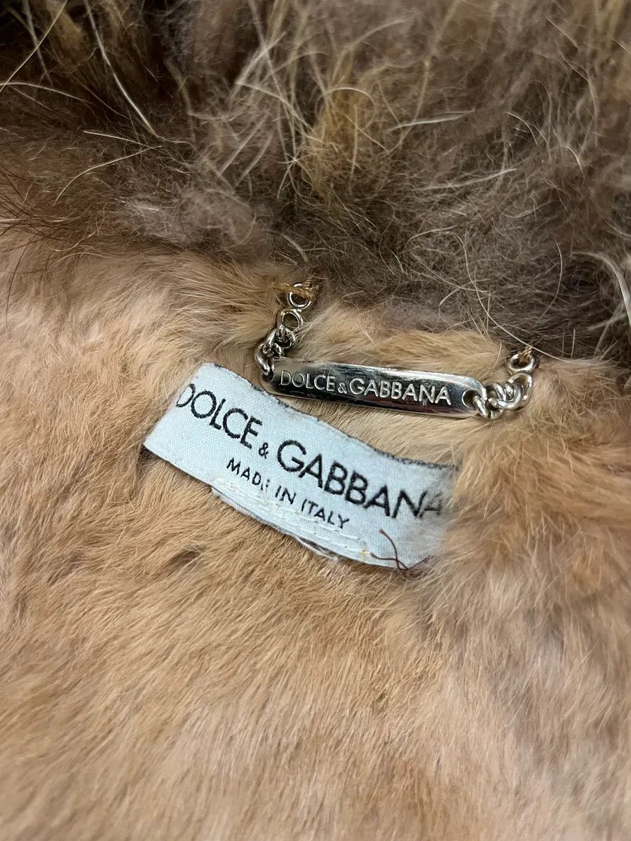 Dolce & Gabbana 2000s Dolce & Gabbana Light Blue Denim Fur-Collar Distressed Denim Jacket Size XS / US 0-2 / IT 36-38 - 9 Thumbnail