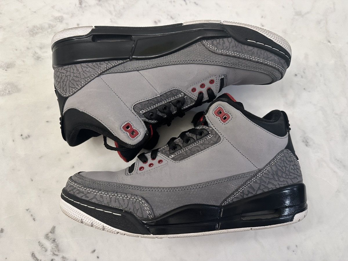Jordan Brand Air Jordan 3 Stealth Size US 10 / EU 43 - 1 Thumbnail