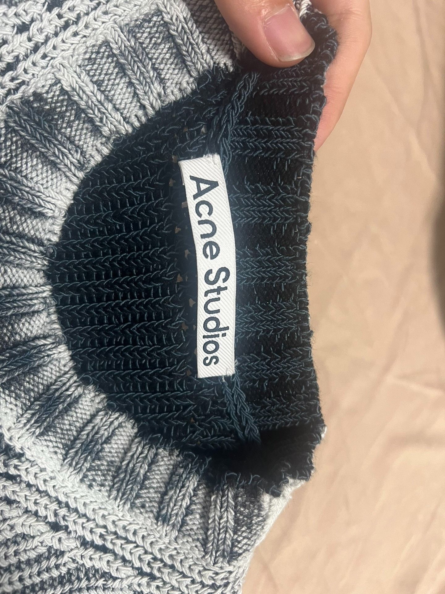 Acne Studios acne studios Irregular crew neck pullover sweater 2501-Next Size US XS / EU 42 / 0 - 2 Thumbnail