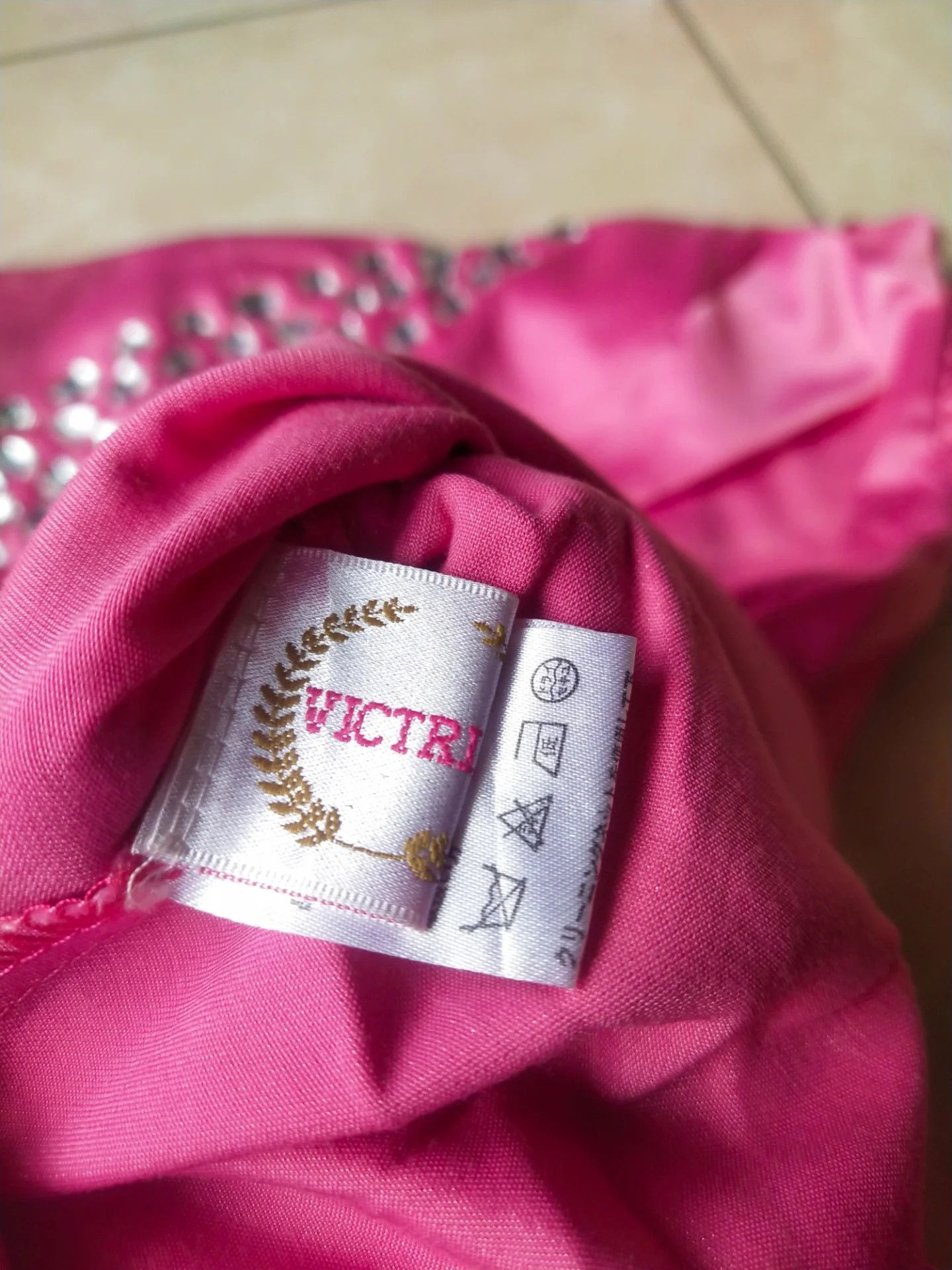 Japanese Brand Victria Pink Rhinestone Party Dress Sphagetti Strap Size XS / US 0-2 / IT 36-38 - 6 Thumbnail