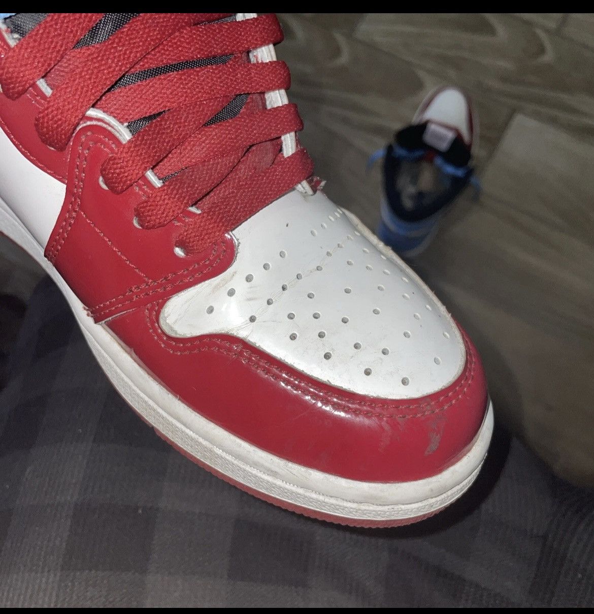Nike Air jordan 1 High OG ‘Fearless’ (READ DESCRIPTION) Size US 10 / EU 43 - 10 Thumbnail