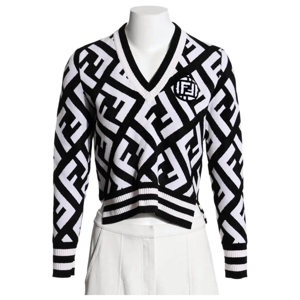 Fendi Fendi FF Monogram Knit V-Neck Sweater Made in Italy Size S / US 4 / IT 40 - 9 Thumbnail