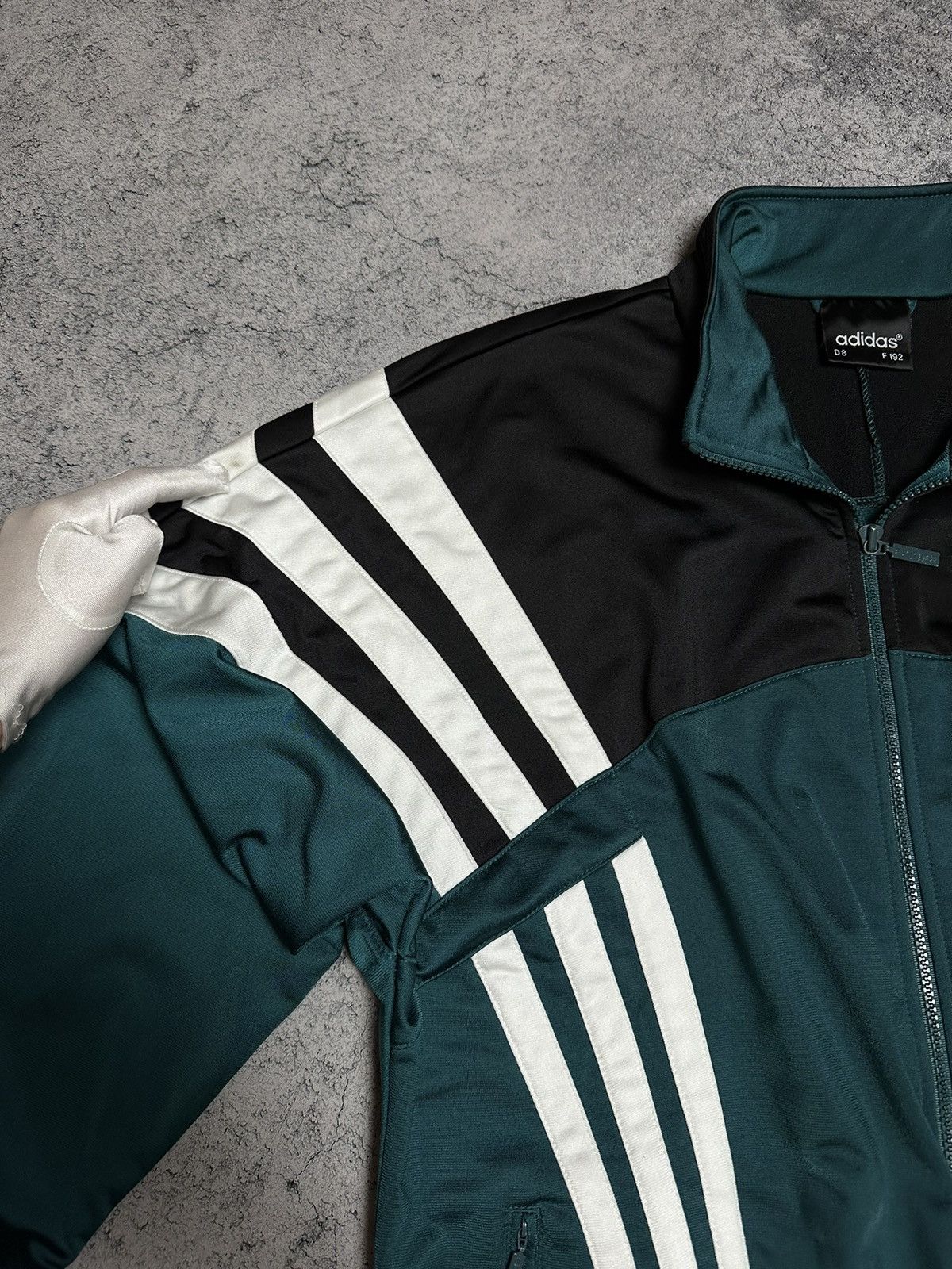 Adidas Vintage Adidas Tracksuit Set Jacket + Pants Size US L / EU 52-54 / 3 - 5 Thumbnail