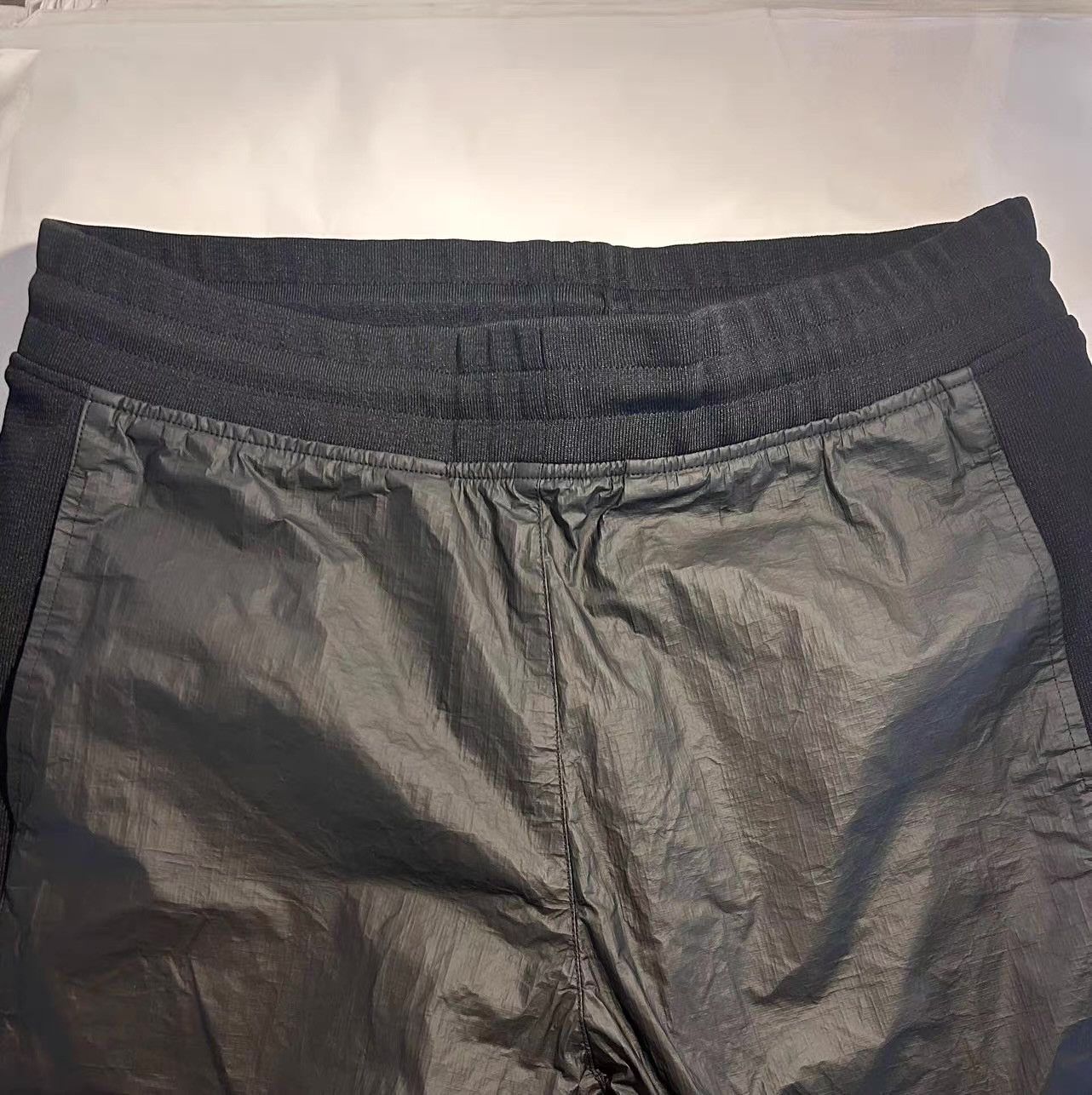 Yeezy YEEZY Season 3 black Tyvek space‑material track pants Ｑ25 Size US 34 / EU 50 - 2 Thumbnail