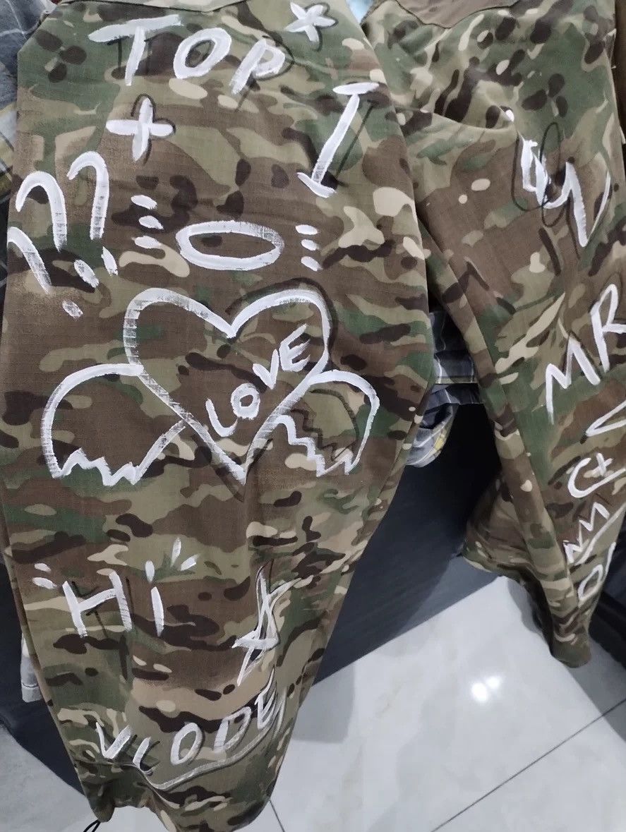 Japanese Brand × Vintage Utility grunge y2k graffiti camouflage camo cargo pants Size US 33 - 8 Thumbnail