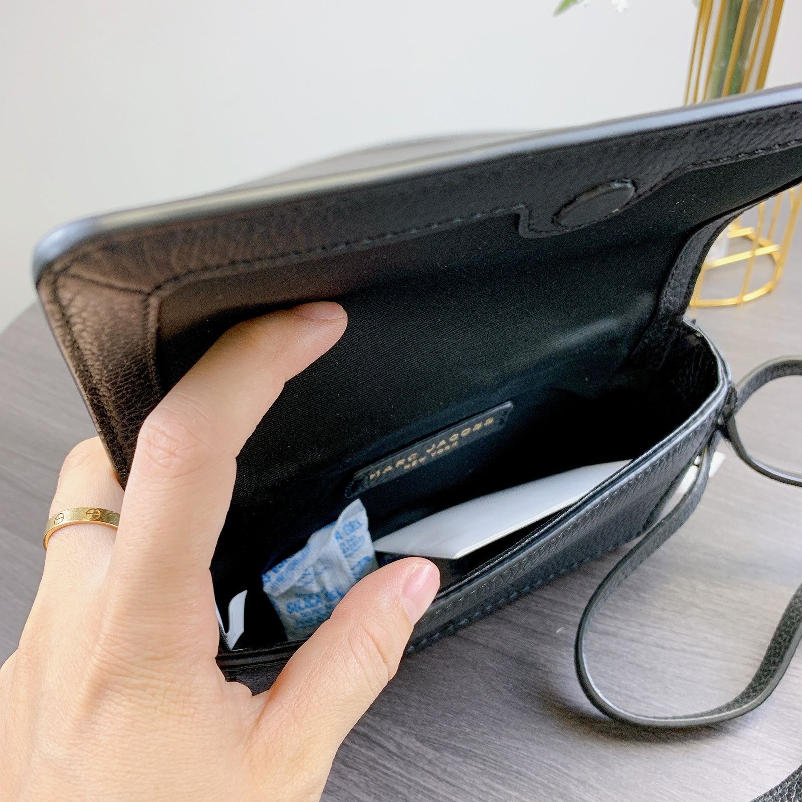 Marc Jacobs Marc Jacobs H107L01FA21 Mini Leather Crossbody Bag IN BLACK Size ONE SIZE - 6 Thumbnail