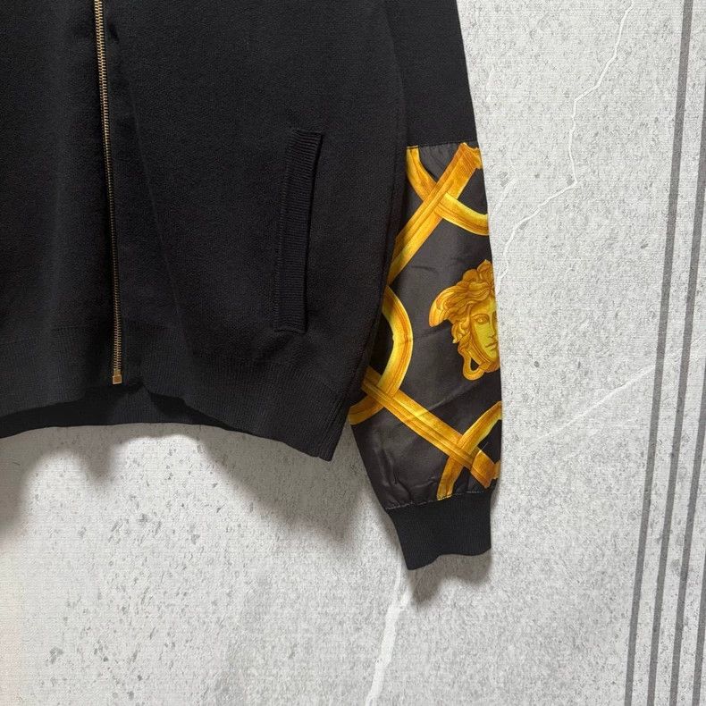 Versace Versace Wool patchwork design Medusa avatar in classic bla Size US XL / EU 56 / 4 - 6 Thumbnail