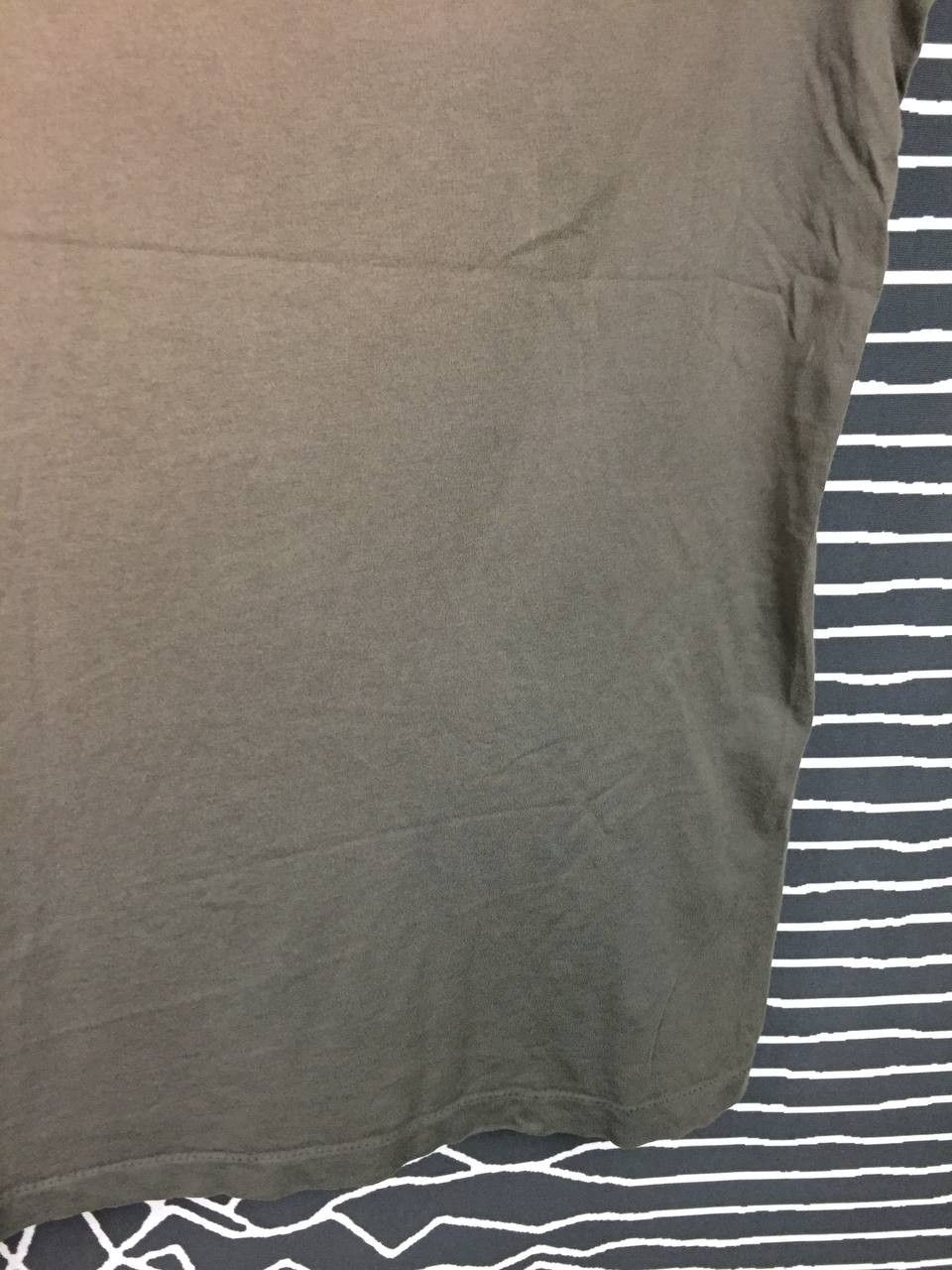 Uniqlo Uniqlo Jil Sander +J Plain Casual Essentials Tee Size XL Size US XL / EU 56 / 4 - 9 Thumbnail